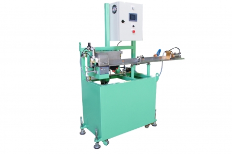 SERVO KNIFE CUTTING MACHINE