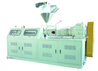 75mm TWIN SCREW EXTRUDER